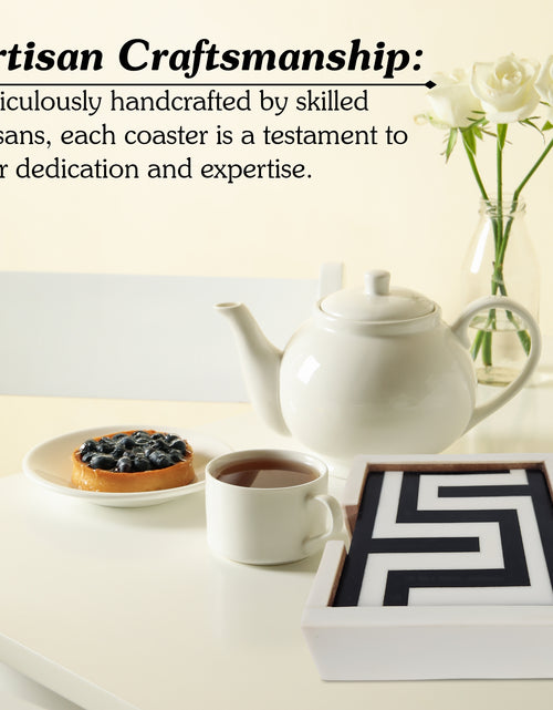 Load image into Gallery viewer, Maze Design Coaster Set