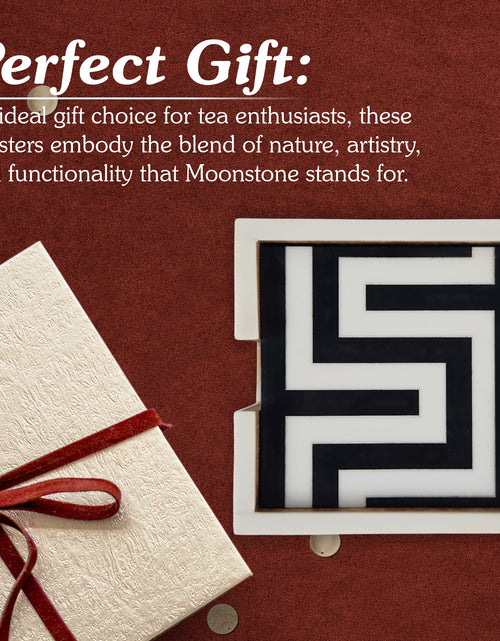 Load image into Gallery viewer, Maze Design Coaster Set