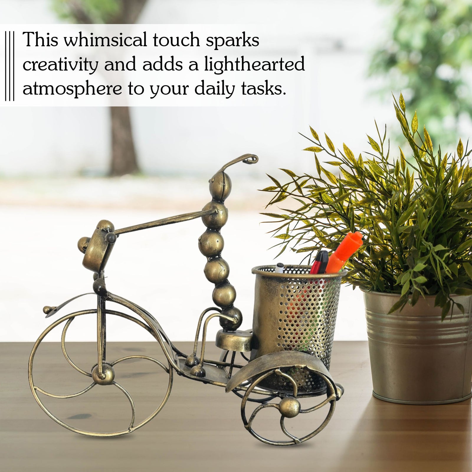 Vintage Handmade Ant Pen Stand Holder