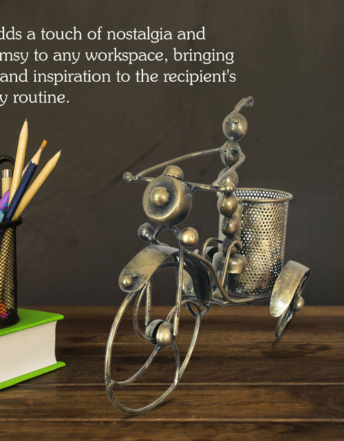 Load image into Gallery viewer, Vintage Handmade Ant Pen Stand Holder